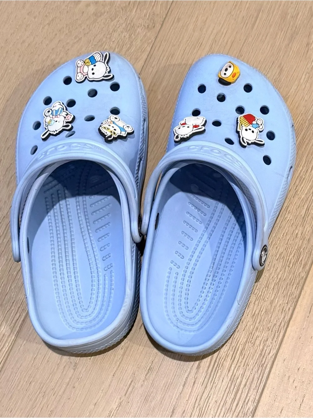 CROCS Kids Classic J3 Light blue color with Sanrio charms